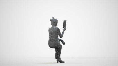 3D scanned senior woman sitting casual, photorealistic archviz people for Enscape and SketchUp, wireframe side view